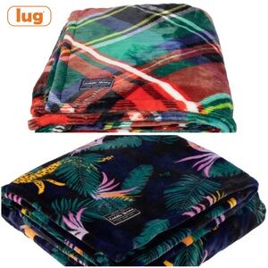 Lug Cuddle Throw Blanket NWT